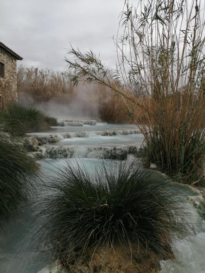 B&B Il Giardino Etrusco Saturnia Luaran gambar